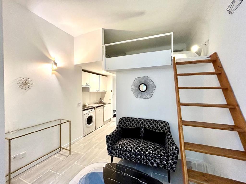 Апартаменты Studio At 1 Min From The Main Street Ницца Экстерьер фото