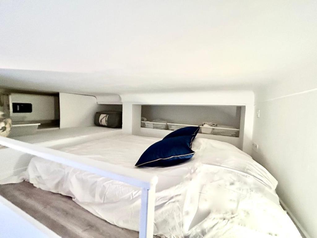 Апартаменты Studio At 1 Min From The Main Street Ницца Экстерьер фото